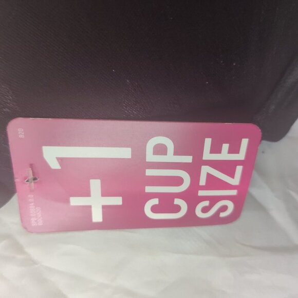 Vanity Fair Bra in Black,  +1 Cup Size, Stretchy Straps 36B. Convertable Push Up - Picture 3 of 7